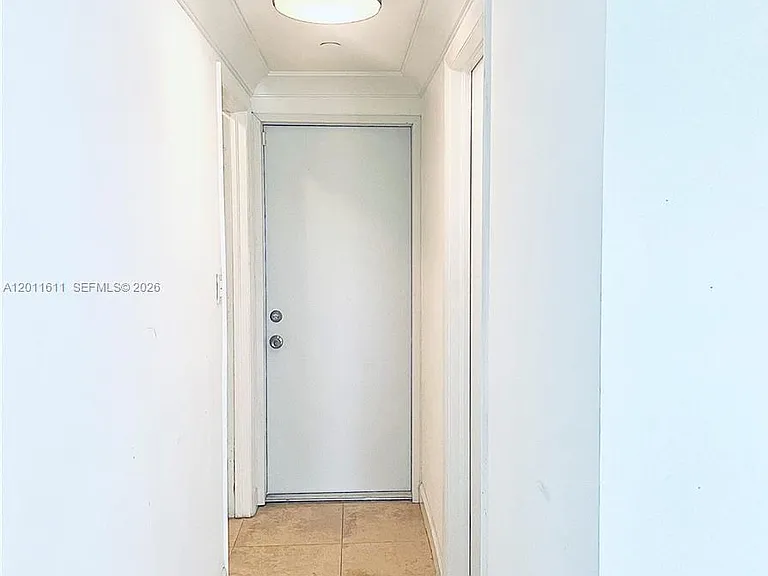 822 NE 19th Ave — Photo 32