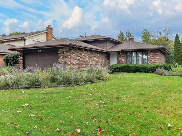 2976 Drover Ln, Darien, IL 60561
