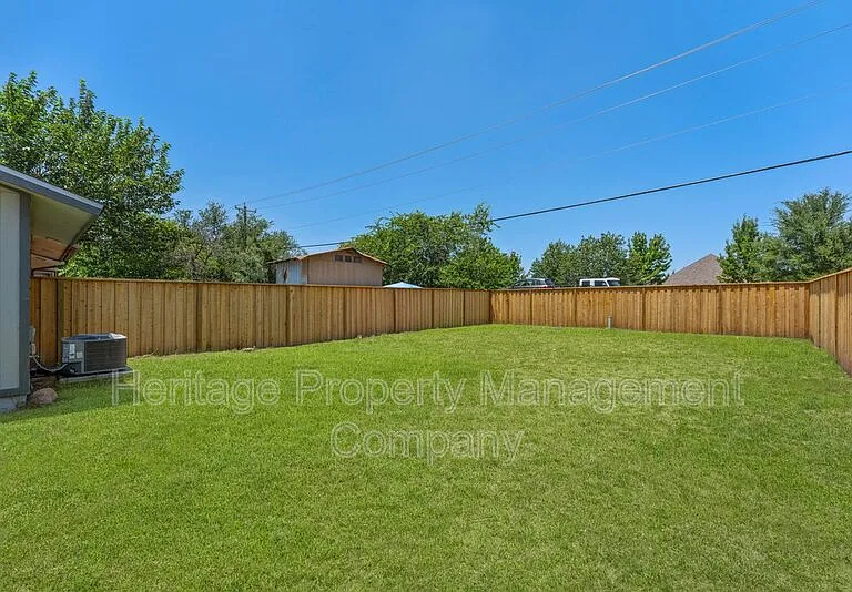 6715 Hickory Springs Dr — Photo 27