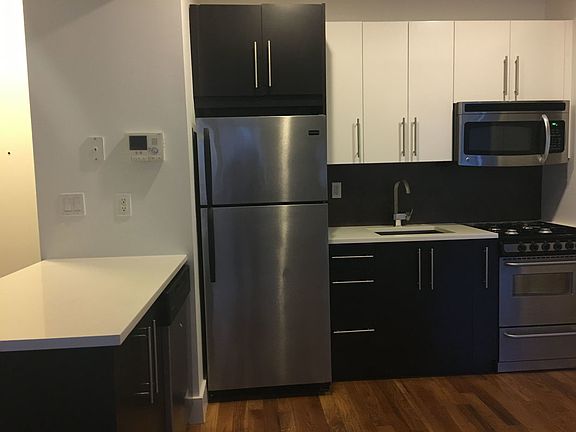 5th image of 114 Seigel St #4J