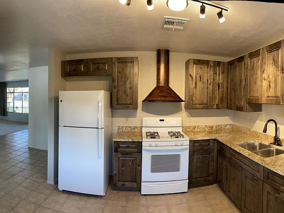 5th image of 3433 W MCLELLAN Boulevard