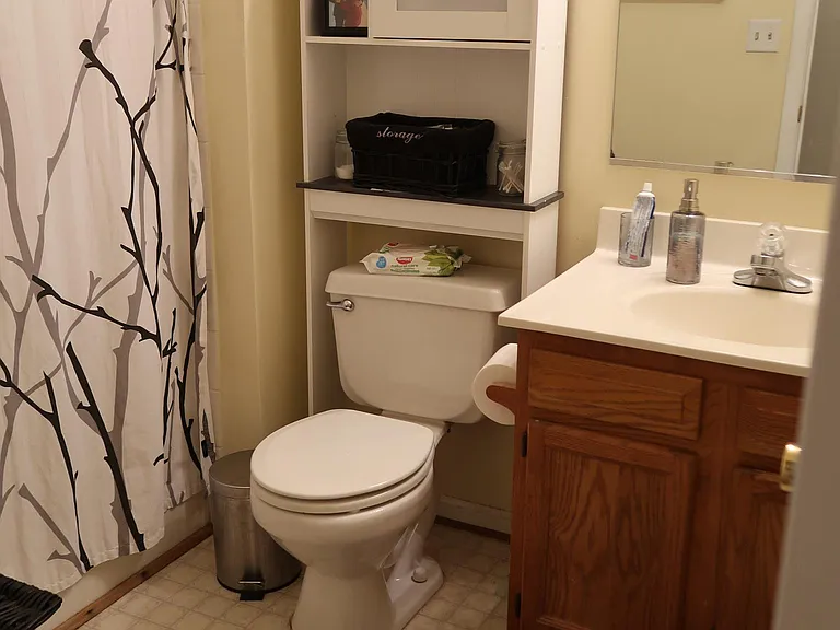 504 Waters Cove Ct — Photo 16
