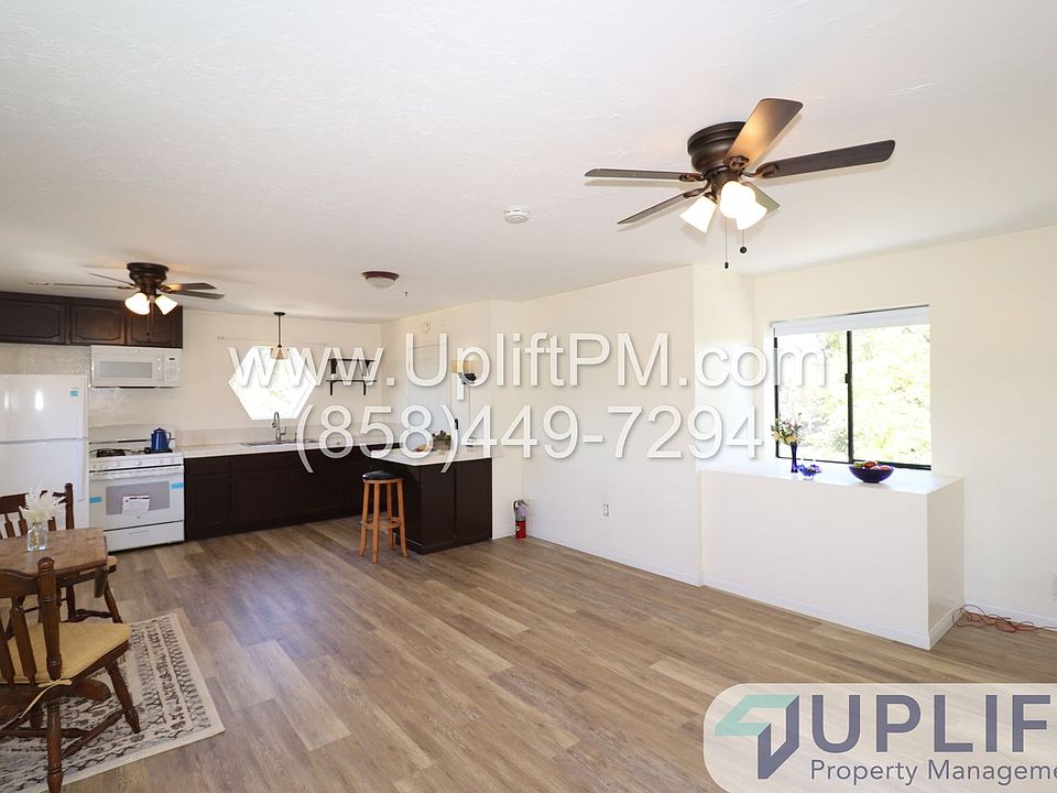 1st image of 1011 Pearman Ln