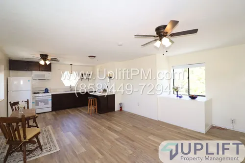 1011 Pearman Ln Photo 1