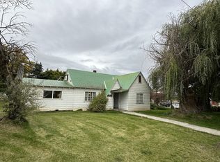 1102 W Darland St, Goldendale, WA 98620