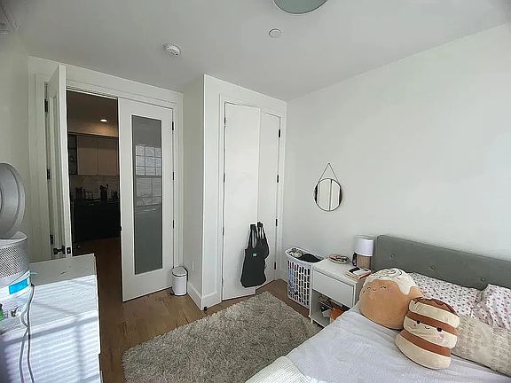 2nd image of 1265 Herkimer St #1B