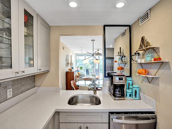 3rd image of 103 Royal Park Drive #2F