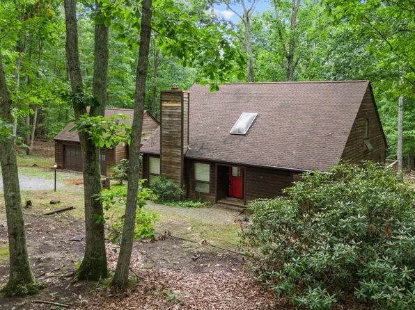 104 Oakland Ct, Thaxton, VA 24174