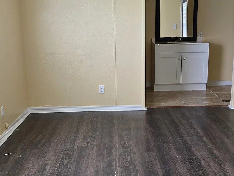 243 E Saint Charles Dr #2 — Photo 17