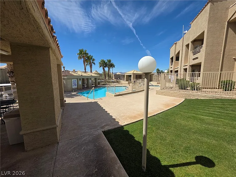 2200 Highpointe Dr #201 — Photo 32