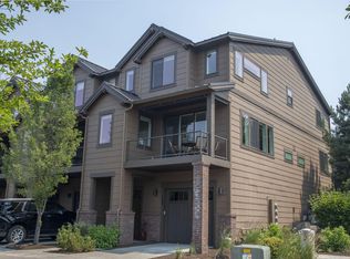 892 SW Theater Dr, Bend, OR 97702