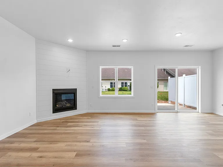 2716 Saffron Pl — Photo 10