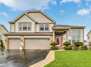 10487 Eastwood Dr, Huntley, IL 60142