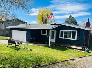 1708 Carlson Dr, Klamath Falls, OR 97603