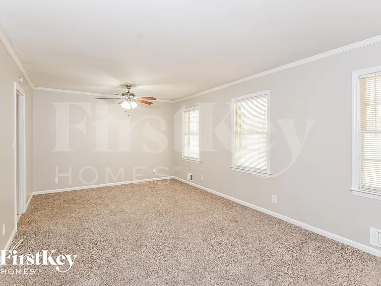 3605 Las Olas Dr — Photo 5