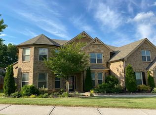 936 Pont Du Gard Ct, Buford, GA 30518