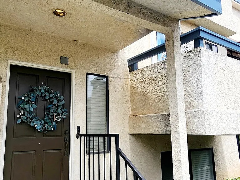 830 N Juanita Ave #4 — Photo 5