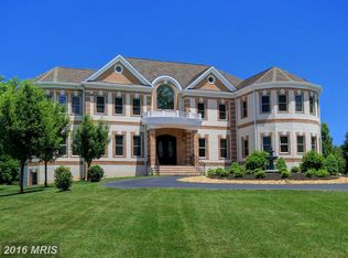 839 Seneca Rd, Great Falls, VA 22066