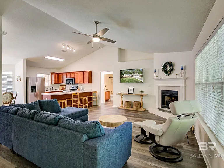 Balsam Ct — Photo 10