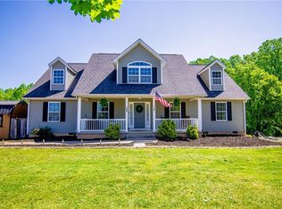 184 Beasley Rd, Mount Airy, NC 27030