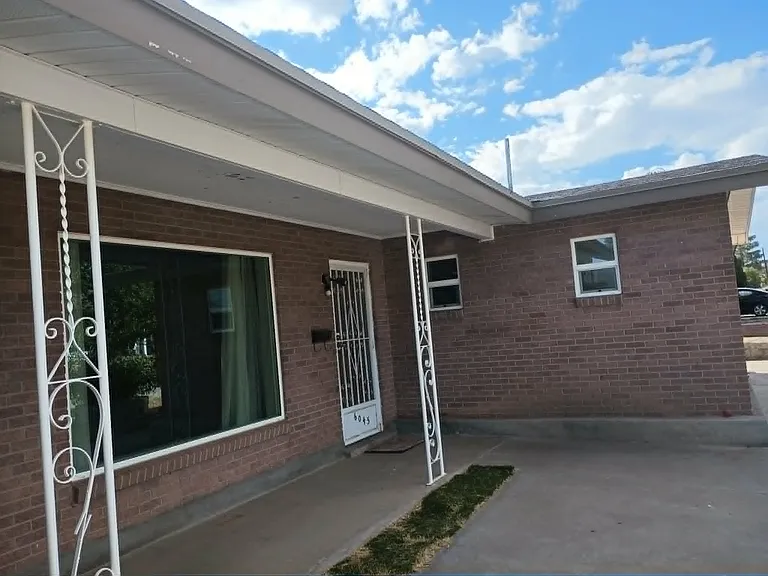 Isabella Dr — Photo 1