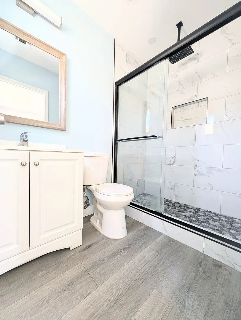 Spacious 3bed 2 Bath Back House — Photo 2