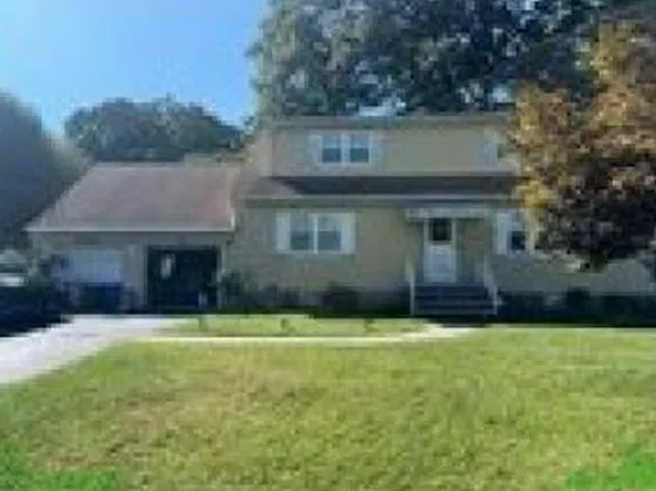 50 Lakeview Ave, Butler, NJ 07405