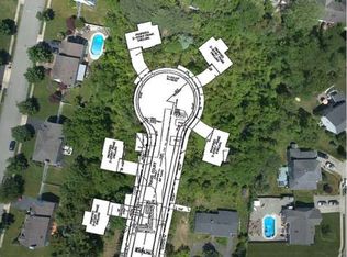 697 Brookside Dr, Toms River, NJ 08753
