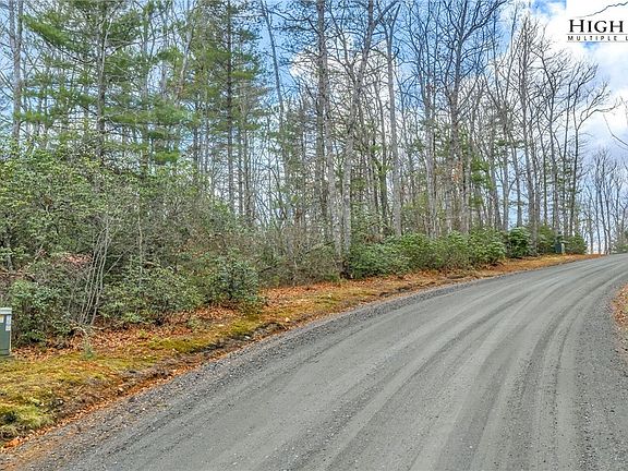 3rd image of 75 Trailwood Drive