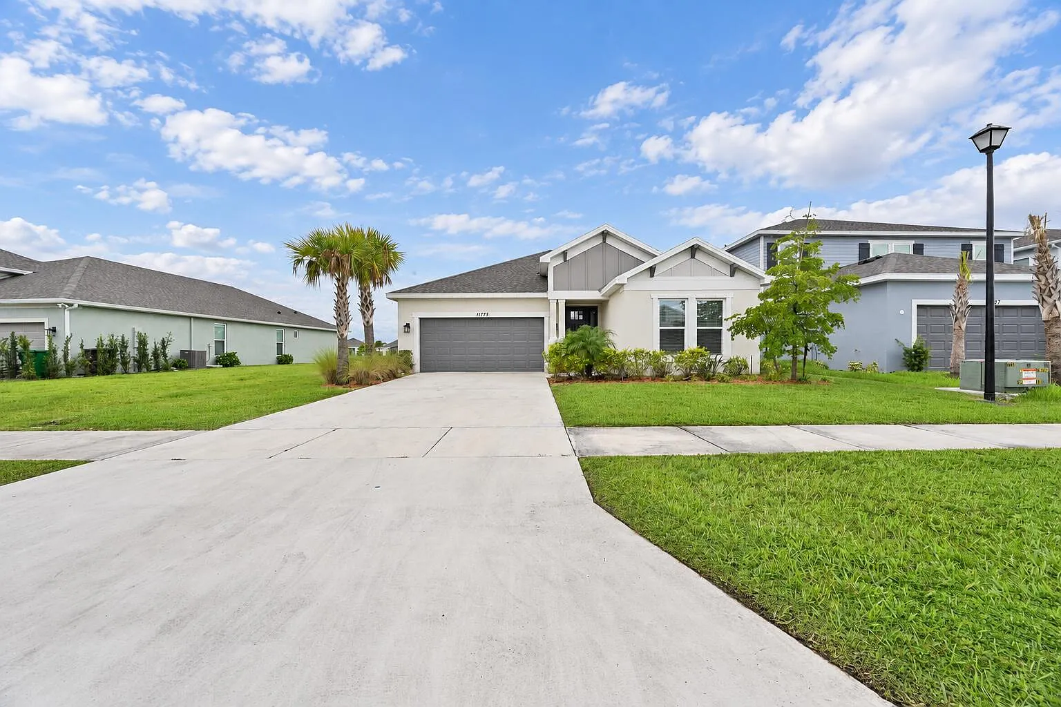 4 bed, 3.0 bath, 2399 sqft, $3,300 — Photo 1