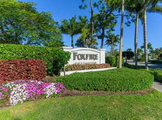 608 Kings Way, Naples, FL 34104