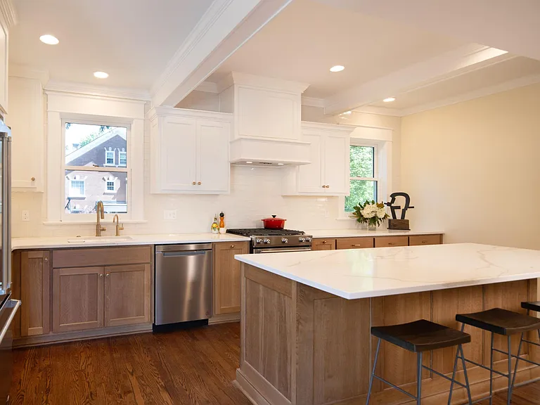 3660 Madison Ave — Photo 8