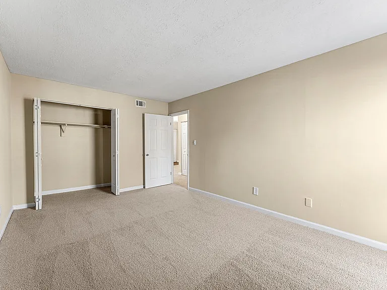 260 Northern Ave — Photo 32
