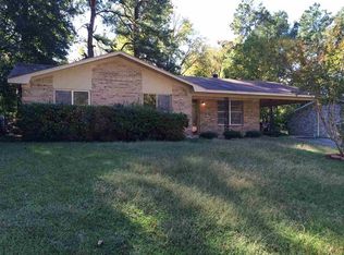 1106 Rolling Hills Dr, Longview, TX 75604