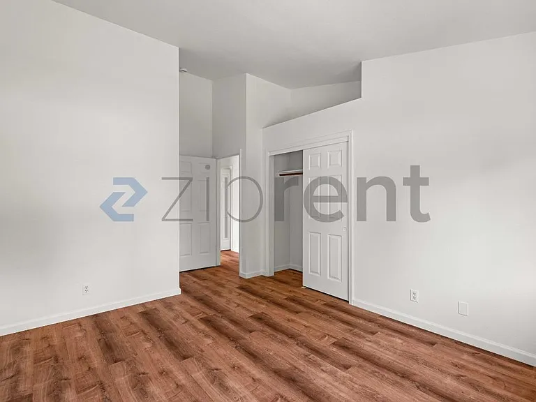 1425 Country Manor Dr — Photo 22