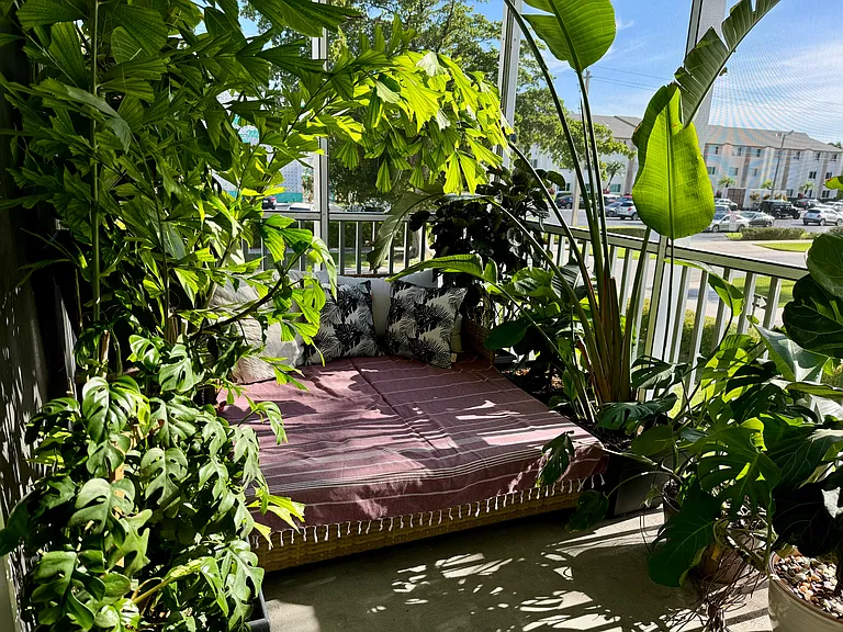 236 Castlewood Dr #201 — Photo 8
