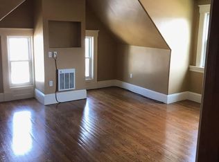 323 W Main St #7521764, Tilton, NH 03276