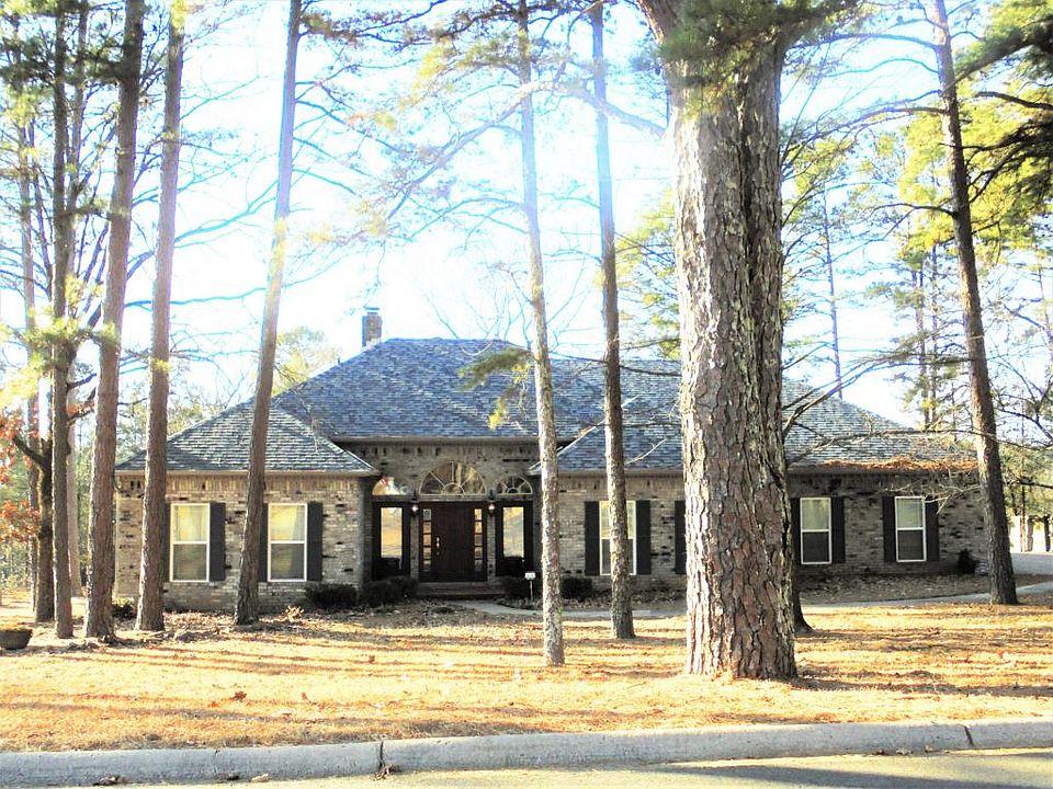 1st image of 217 River Oaks Ln
