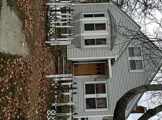94 Hawkins St, Providence, RI 02908
