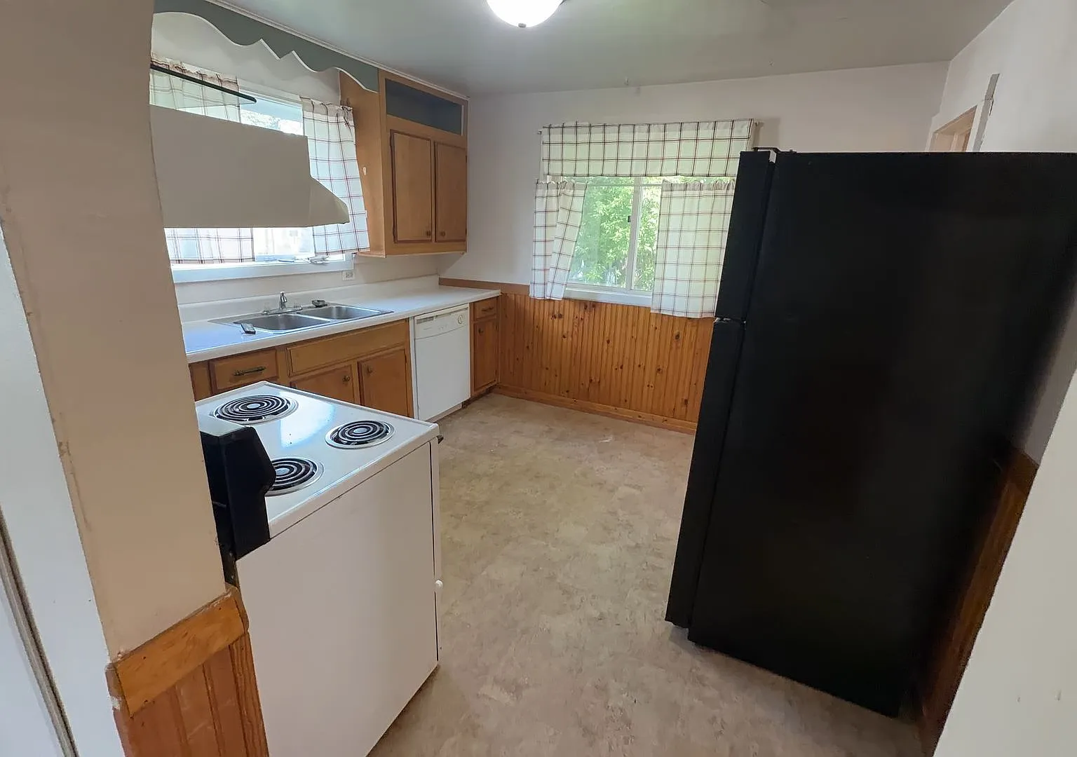 2 Bed 1 Bath Single Family Home in Antigo — Photo 3