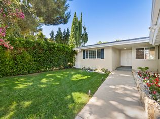 5237 Mecca Ave, Tarzana, CA 91356