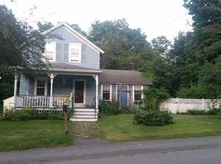 220 Prospect St, Lee, MA 01238