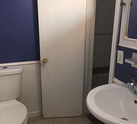 3rd image of 1639 Sharkey St