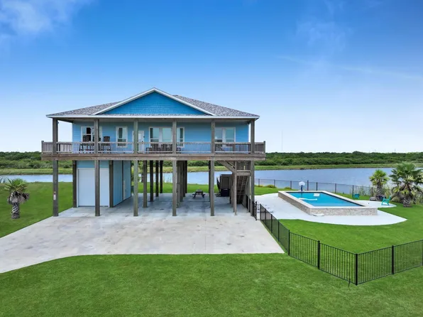 708 Colby Ct, Port Bolivar, TX 77650