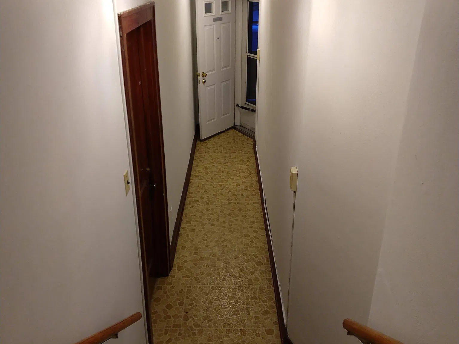 1 bed, 800 sqft, $1,200 — Photo 3