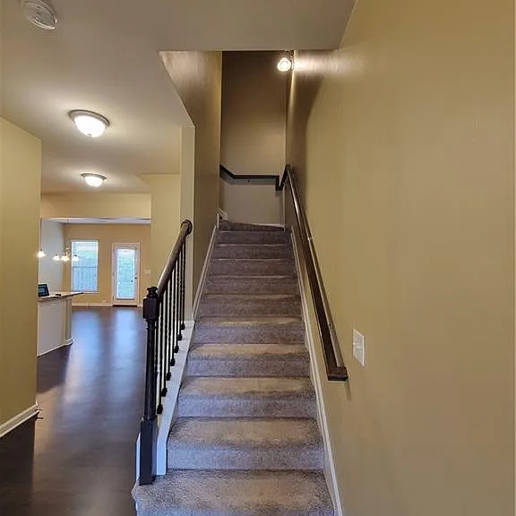 1525 Landmark Ln — Photo 8