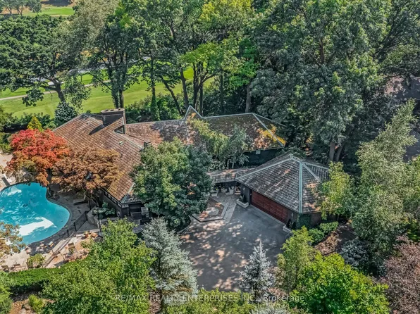 1000 Mississauga Heights Dr, Mississauga, ON L5C 1A6