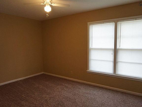3rd image of 1526 Hursh Ave