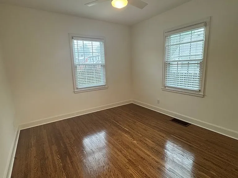 4109 Winchester Rd — Photo 9
