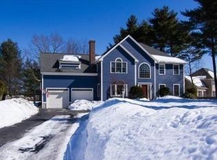 25 Brastow Dr, Medfield, MA 02052